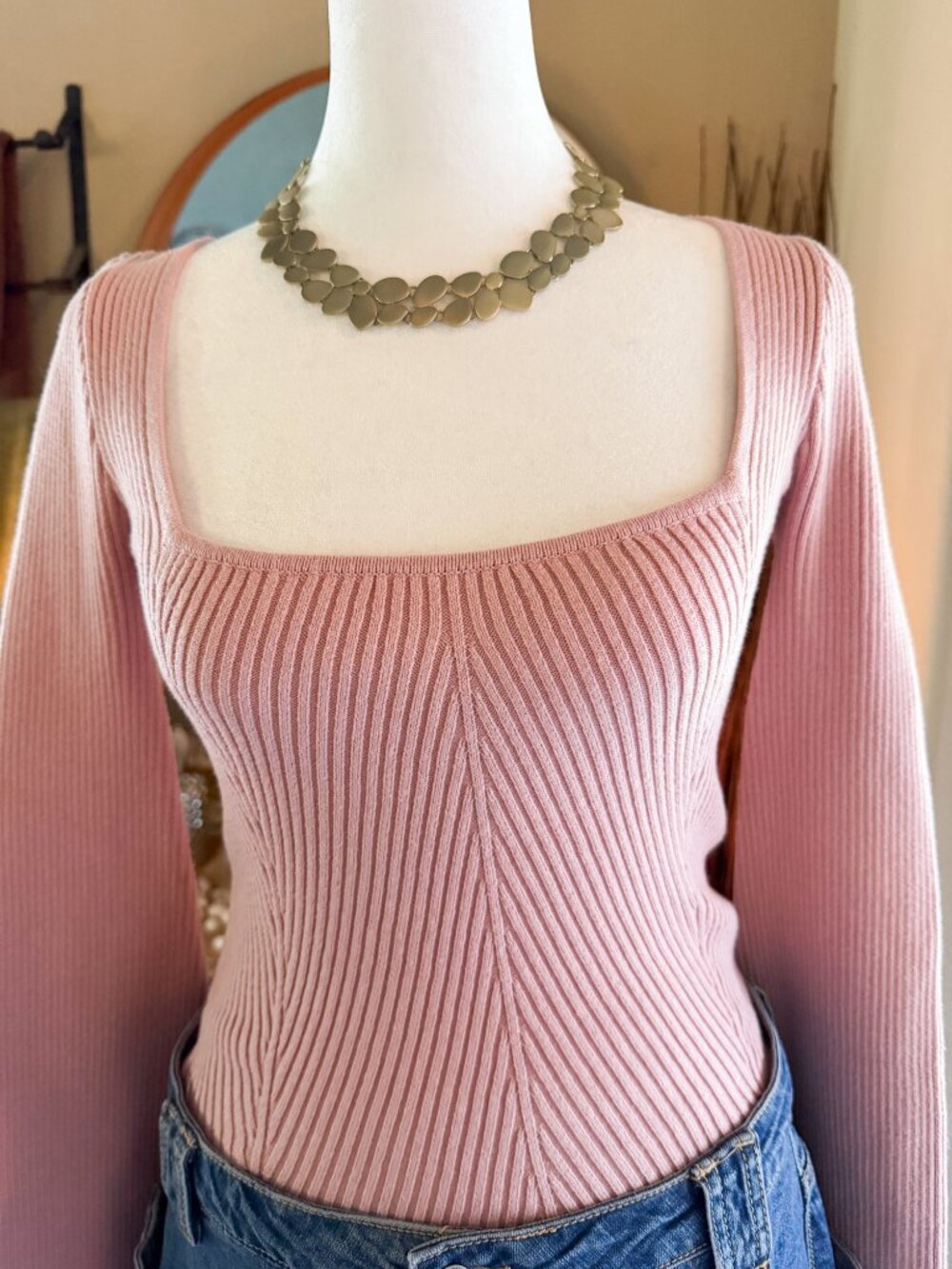 Hollister Pink Top with square neck and arm flare, NWT
